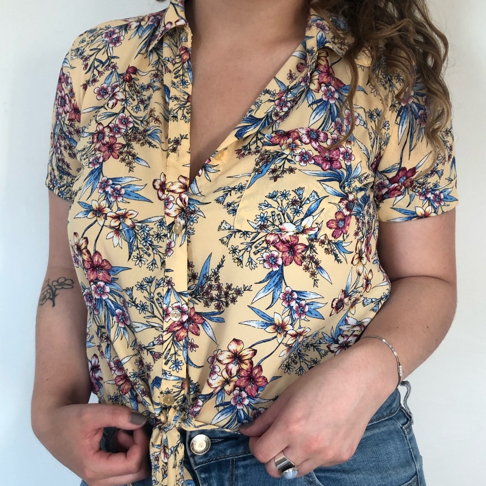 Hawaiian Print Knot Tie Crop Top (Pink Rose)